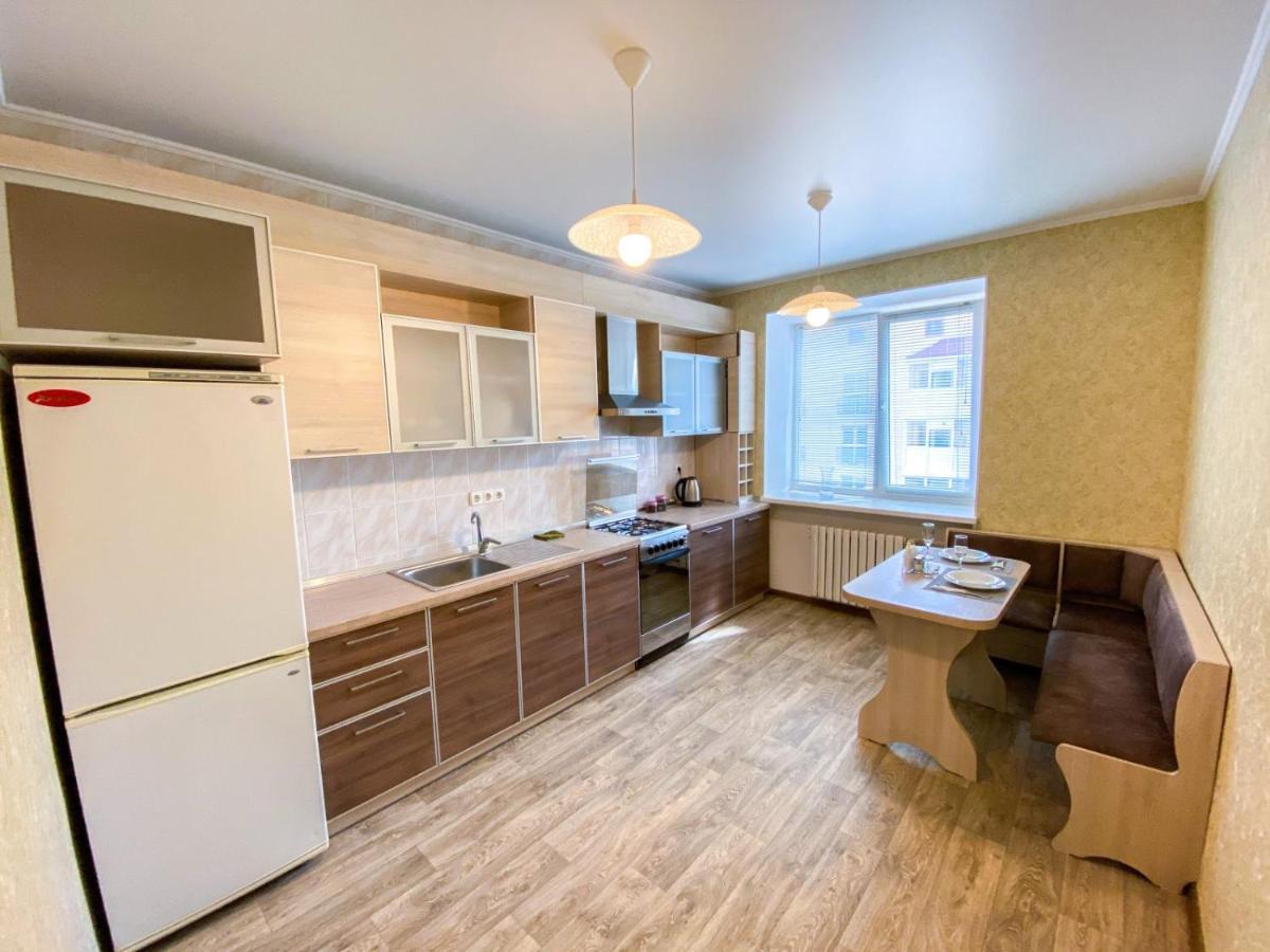 Apartpoltava: Spacious In Poltava's Heart Apartment